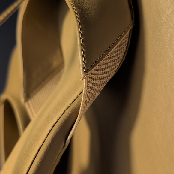 BLOCH Ladies Split Flex Leather Character T Strap Shoes Tan New Size 7 S0390L - Picture 8 of 12